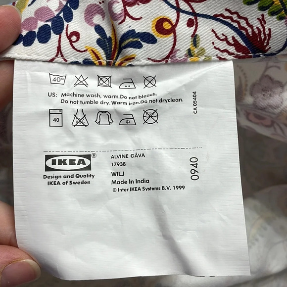 IKEA Alvine Gava Floral Throw Pillow Covers, 20x20 Set of Two - Picture 3 of 8